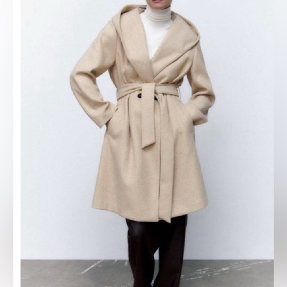 Zara Oatmeal Belted Coat | Size S (runs slightly big) | Elegant & Structured